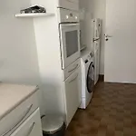 Διαμέρισμα Typical French Appt For 4 Near Eiffel Tower Παρίσι