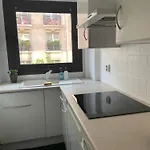 Typical French Appt For 4 Near Eiffel Tower Παρίσι