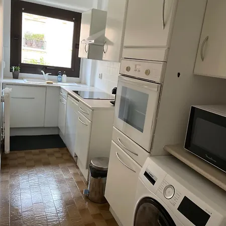 아파트 Typical French Appt For 4 Near Eiffel Tower 파리